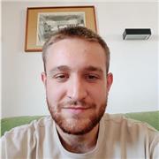 Hola,
Soy Martín Vaquera y actualmente estoy estudiando un doble grado en Sociología y Relaciones Internacionales. 
Ya tengo experiencia previa impartiendo clases a estudiantes de ESO y Bachillerato, con muy buenos resultados por cierto.
Para estudiantes